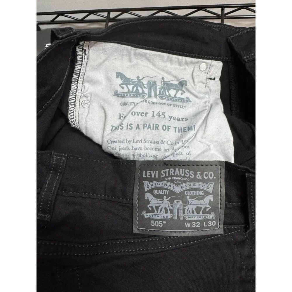 Levis 505 Jeans Men’s 32x30 Black Regular Straight Leg Denim Stretch Cotton
